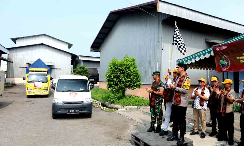 Kapolres Lamongan Hadiri Apel Kesiapan Distribusi Logistik Pilkada 2024