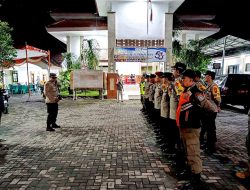 Kapolsek Kembangbahu Gelar Apel Gabungan Pengamanan Rekapitulasi Suara Pilkada 2024 Agar Ciptakan Suasana Kondusif