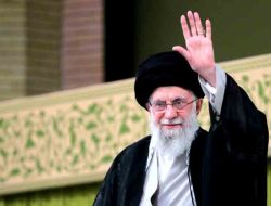 Khamenei Ancam Balas Israel dan Amerika Serikat Usai Diserang