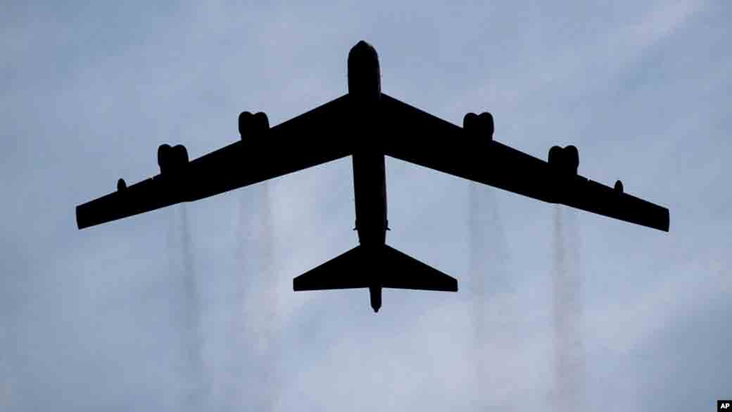 Militer Amerika Pesawat Pengebom B 52 Tiba Di Timur Tengah