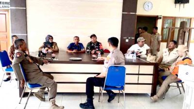 Pemerintah Kabupaten Lamongan Salurkan Bantuan Kepada Korban Puting Beliung Di Desa Puter Dan Pelang 2