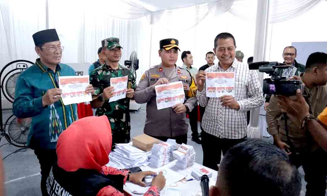 Wakapolres Lamongan Hadiri Simulasi Pemungutan Dan Penghitungan Suara Pilkada Serentak 2024 3