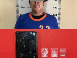 Petugas Buser Satresnarkoba Polres kediri menangkap seorang pemuda diduga mengkonsumsi narkotika jenis sabu-sabu. Ia berinisial MIMP (22) pekerjaaan supir warga Kecamatan Puncu Kabupaten Kediri