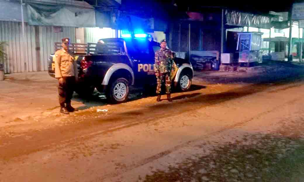 Anggota Polsek Sekaran Giatkan Patroli Blue Light Kewilayahan