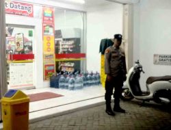 Berikan Rasa Aman Polsek Sekaran Lakukan Patroli Objek Vital di Indomart
