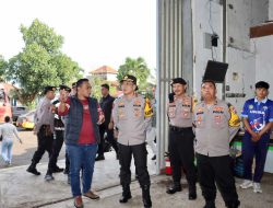 Polresta Banyuwangi Kawal dan Amankan Hasil Hitung Suara Pilgub yang Dikirim ke KPU Jatim