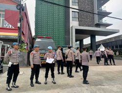 Polres Ngawi Kawal Ketat Pengiriman Hasil Hitung Suara Pilgub ke KPU Jatim
