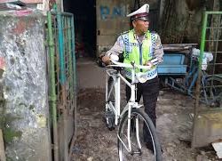 Menolak Lupa Polisi Teladan Bripka Seladi Pilih Jadi Pemulung untuk Hidup Halal