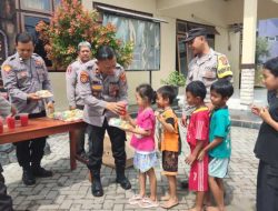 Polres Kediri Kota Berbagi Makanan Bergizi dan Jus Buah Gratis