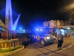 Polsek Laren Giat Patroli Blue Light Antisipasi 3C Malam Hari Berikan Rasa Aman Kepada Masyarakat