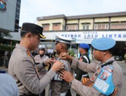 Polres Lamongan Gelar Apel Pasukan Operasi Lilin Semeru 2024 untuk Pengamanan Natal dan Tahun Baru
