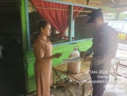 Jelang Nataru Anggota Polsek Laren Gelar Operasi Antisipasi Peredaran Miras di Wilayah Hukum Polsek Laren