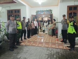 Polsek Babat Lakukan Pengamanan Ibadah Natal di Gereja GPPS Kelurahan Banaran Kecamatan Babat