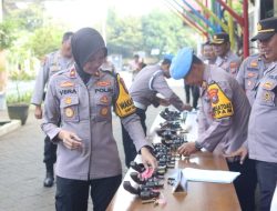 Wakapolres Kediri Pimpin Pengecekan Senpi Rutin Jelang Nataru