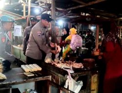 Jelang Nataru, Polisi Ngawi Cek Stok dan Harga Bapokting di Paron