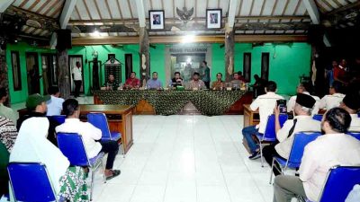 Plt Bupati Sidoarjo Turun Tangan Mediasi Warga Sidokerto Dengan Kepala Desa