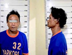 Tim Buser Satresnarkoba Polres Kediri menangkap dua pria paruh baya diduga mengedarkan narkoba jenis pil dobel L