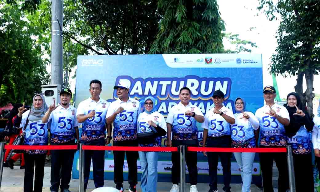 Wakapolres Lamongan Hadiri Jalan Sehat Dan Senam Bersama Hut Korpri Ke 53 Tahun 2024