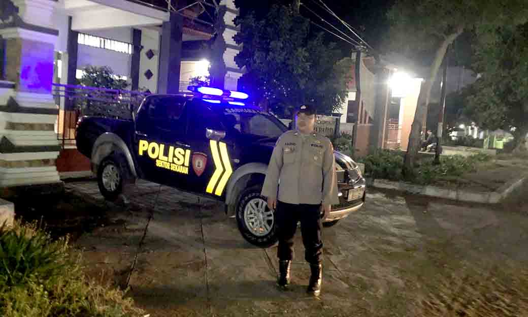 Anggota Polsek Sekaran Laksanakan Patroli Blue Light Cegah Gesekan Antar Perguruan Silat