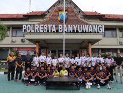 Kapolresta Banyuwangi Lepas Atlet Bola Voli U-15 Menuju Kejurprov Jatim di Sidoarjo
