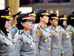 Kapolri Pimpin Upacara Kenaikan Pangkat untuk 10.548 Perwira Polri