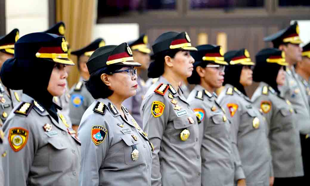 Kapolri Pimpin Upacara Kenaikan Pangkat Untuk 10.548 Perwira Polri