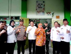 Gebrakan Baru! Plt. Bupati Sidoarjo dan Gubernur Jatim Tinjau Langsung Dapur Program Makan Bergizi Gratis di SMPN 1 Candi