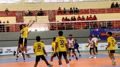 Plt. Bupati Sidoarjo Subandi Buka Kejuaraan Provinsi Bola Voli Indoor U 15 3