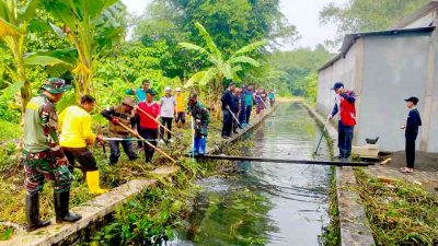 Plt. Bupati Subandi Ajak Masyarakat Peduli Kebersihan Sungai 2