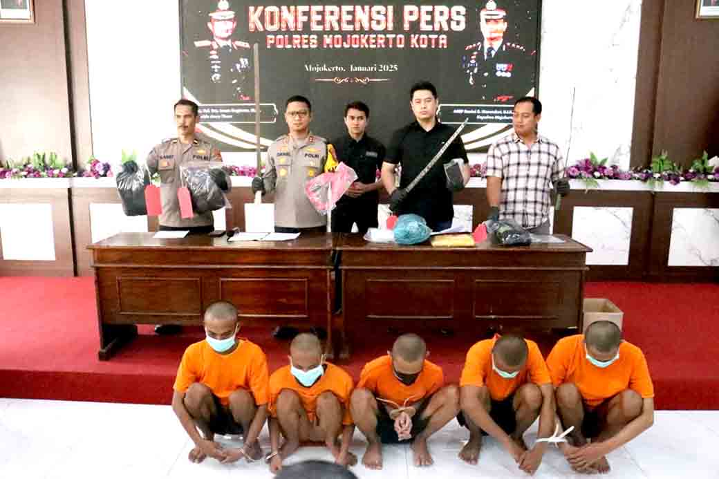 Polres Mojokerto Kota Berhasil Tangkap Anggota Gangster Casper Yang Rampas Motor 3 Remaja