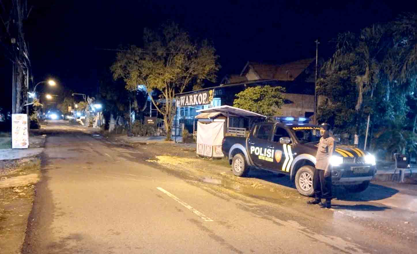Polsek Sekaran Laksanakan Patroli Blue Light