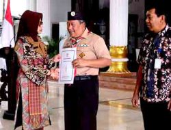 132 PNS Kabupaten Sidoarjo Terima SK Pensiun: Pemerintah Apresiasi Pengabdian Panjang