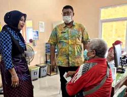 Hj. Mimik Idayana Tinjau Layanan Publik: Fokus pada Kesehatan dan Ketepatan Data