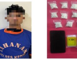 Dua Pemuda Diduga Pengedar Narkoba Pil Dobel L Ditangkap Buser Satresnarkoba Polres Kediri