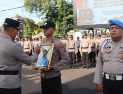 Kapolres Kediri Kota Pimpin Upacara PTDH In Absentia Satu Personel