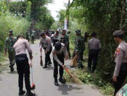 Perkuat Sinergitas dan Soliditas TNI – Polri di Malang Kompak Laksanakan Karya Bakti pada HUT ke – 64 Kostrad