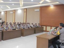 Tingkatan Kualitas Pelayanan, Kapolres Kediri Beri Pengarahan Bhabinkamtibmas dan Polisi RW