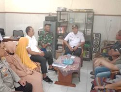 Bhabinkamtibmas Polsek Wates Ajak Tiga Pilar Diskusi Bersama Ciptakan Sitkamtibmas Jelang Bulan Ramadhan