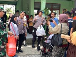 Mobil dinas Polsek Gurah disulap menjadi mobil senyum