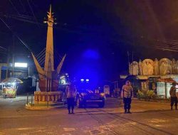 Guna Menekan Angka Kriminalitas 3C Kapolsek Laren Bersama Anggotanya Tingkatkan Patroli Blue Light Pada Jam Rawan