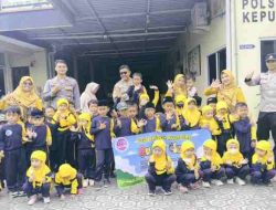 Polsek Kepung Kenalkan Profesi Kepolisian kepada Siswa PAUD Al Hasan Brumbung