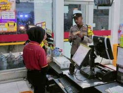Polsek Sekaran Patroli Dialogis Dengan Karyawan Alfamart Desa Bulutengger Kecamatan Sekaran