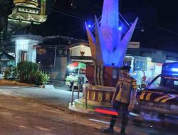 Polsek Laren Melakukan Patroli Blue Light Cegah Tindak Kejahatan Jelang Menjelang Bulan Suci Ramadhan 2025