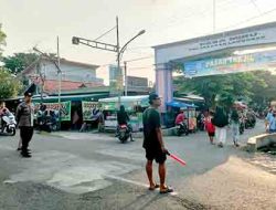 Antisipasi Kemacetan Jelang Buka Puasa Polsek Sekaran Laksanakan Pengaturan Lalulintas