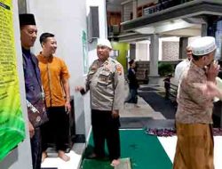 Berikan Rasa Aman Pada Saat Sholat Tarawih Polsek Babat Laksanakan Pengamanan