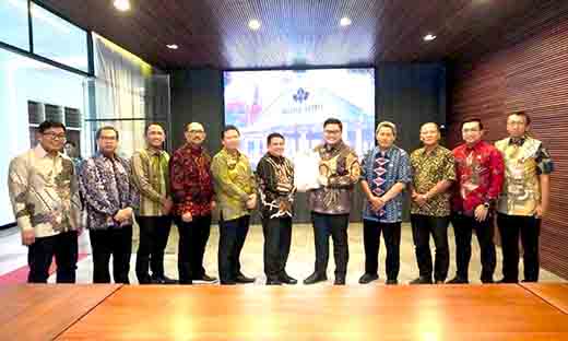 Bupati kediri mas dhito dukung percepatan sertifikat tanah wakaf
