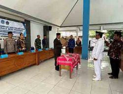 Camat Pucuk Lantik PJ Kepala Desa Ngambek di Balai Desa