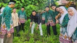 Dukung Aksi Kemenag Sulsel Go Green Serentak, Kasi Penmad Takalar Turut Ambil Bagian