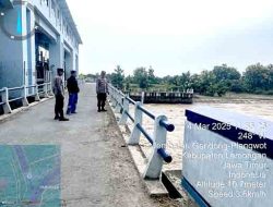 Kapolsek Laren Cek Ketinggian Air Bengawan Solo Sudah Mengalami Jauh di Bawah Siaga Banjir