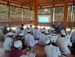 Kegiatan belajar mengajar di sekolah tinggi al bahjah